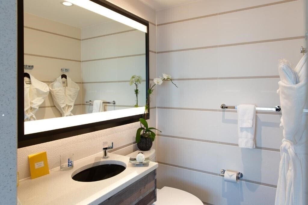 Апартаменти Hotel Le Bleu 3*