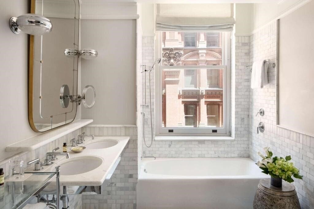 Вид The Beekman, A Thompson Hotel 5*