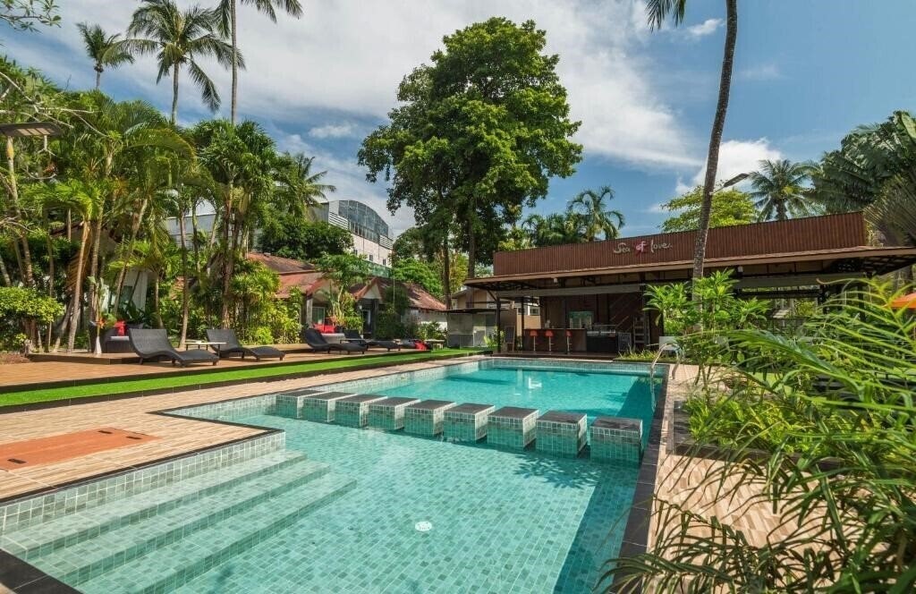 Отель Aonang Paradise Resort Krabi 3*