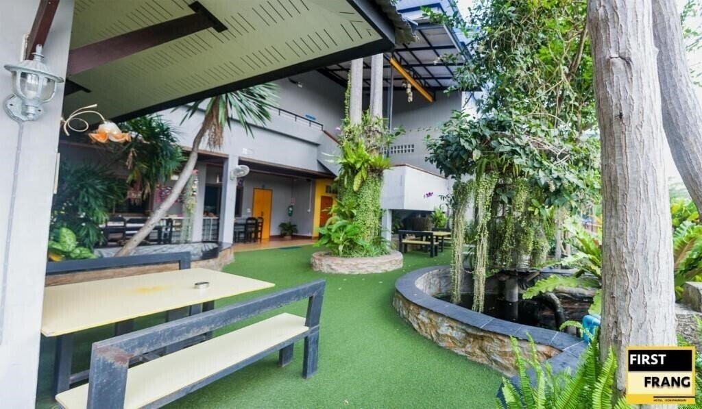 Изображение First And Frang Hotel 2*