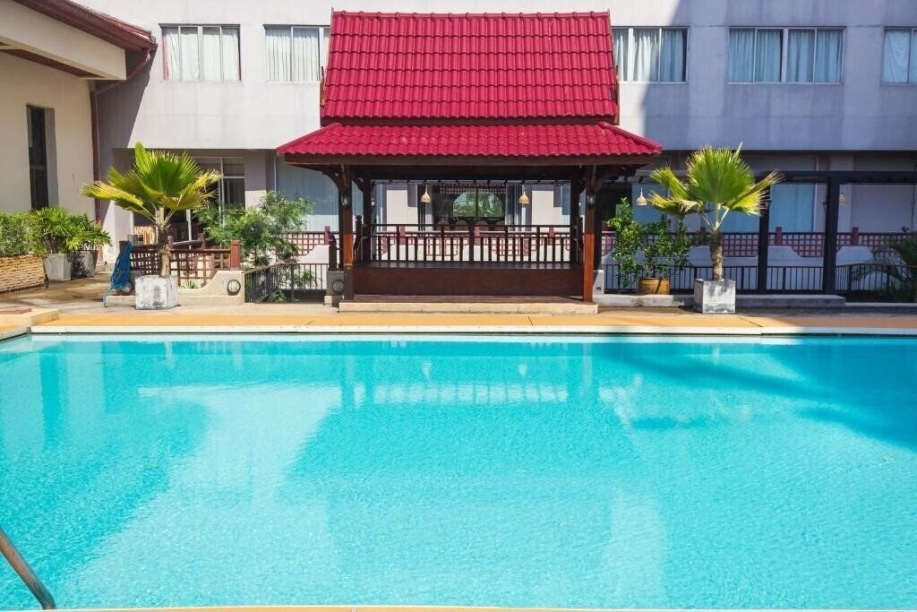 Изображение Songphanburi Hotel 2*