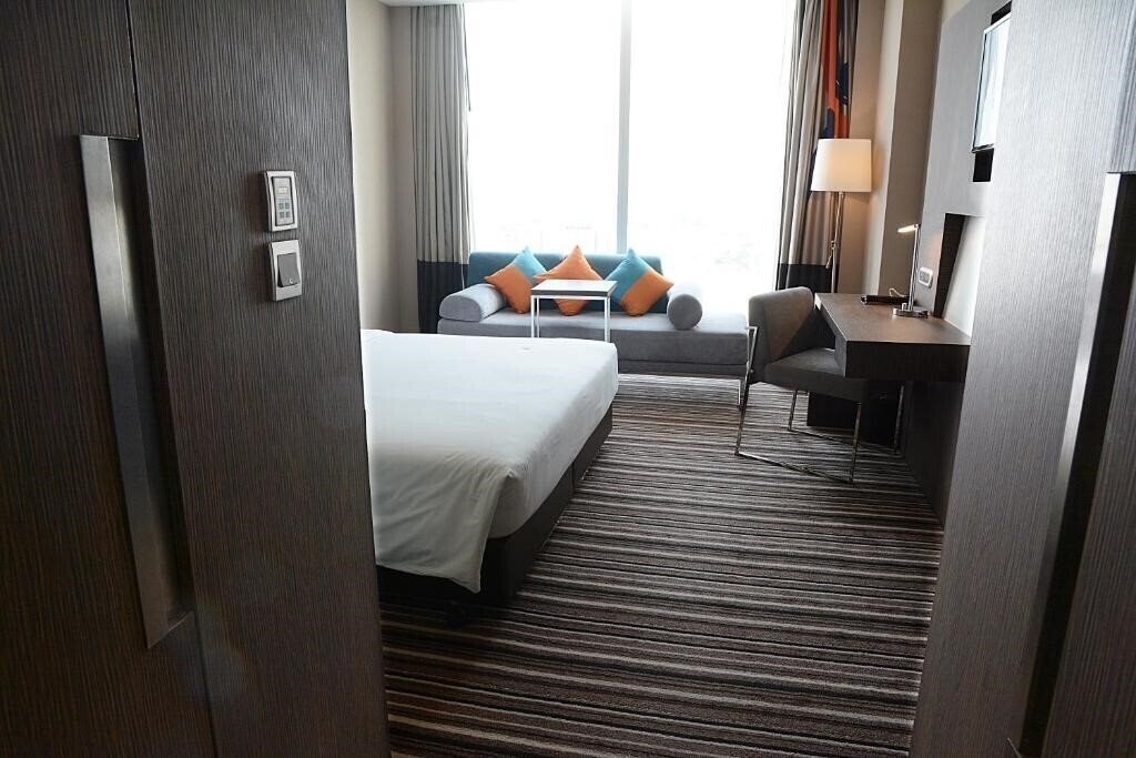 Территория Novotel Bangkok Impact 4*