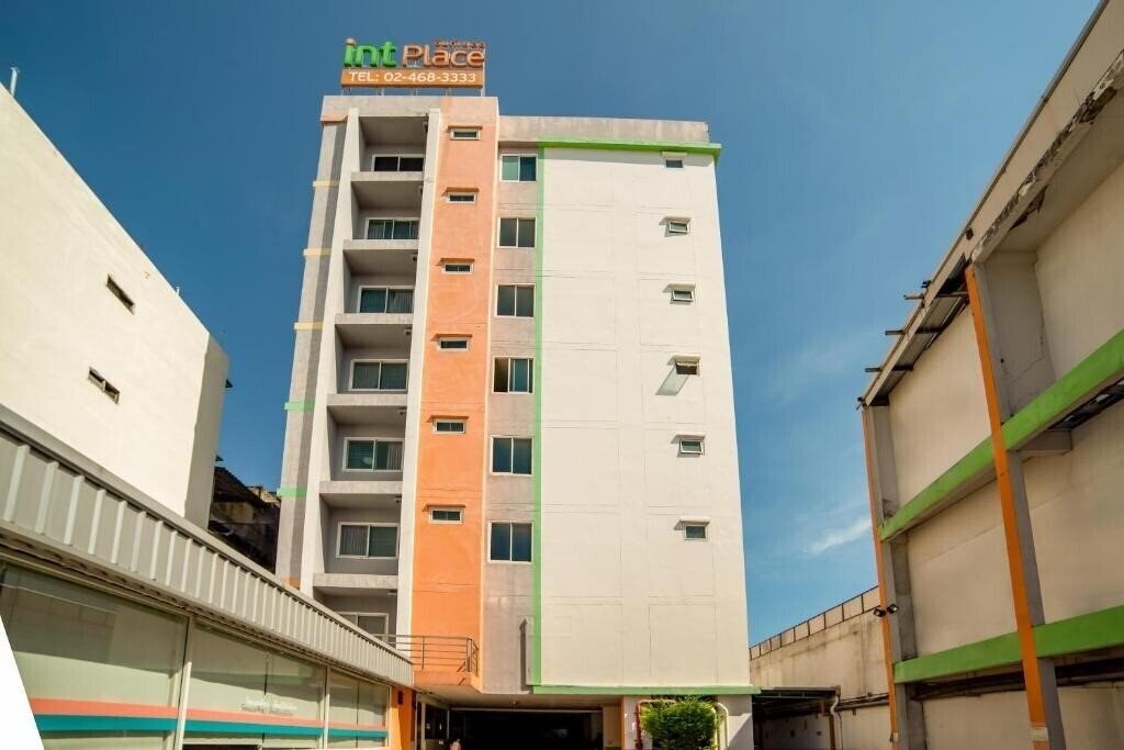 Территория Int Place Hotel 3*