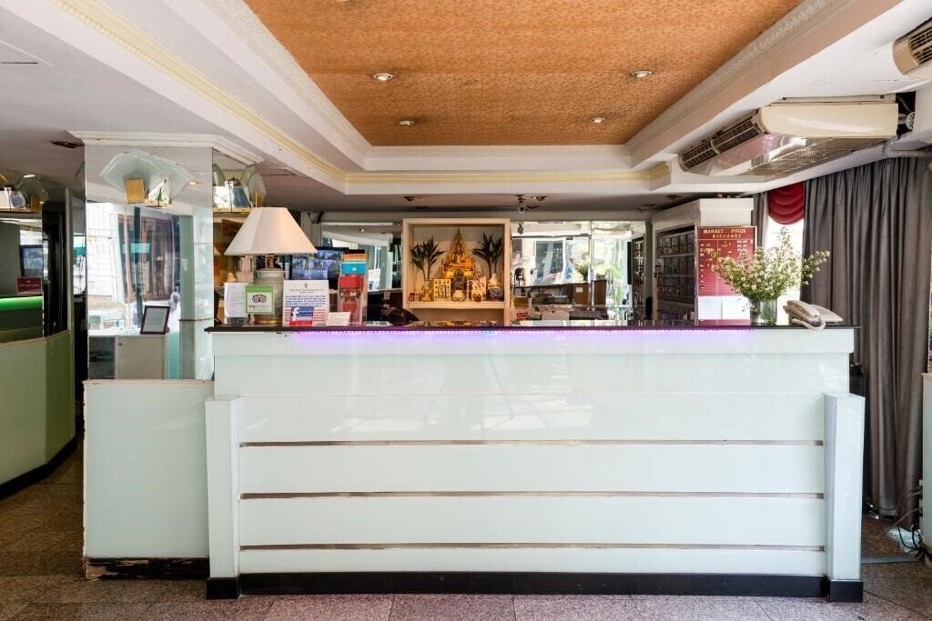 Апартаменты Best Bangkok House 2*