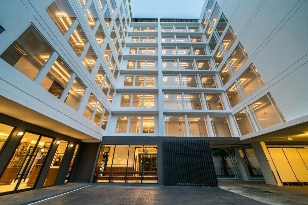 Территория At Mind Executive Suites 3*