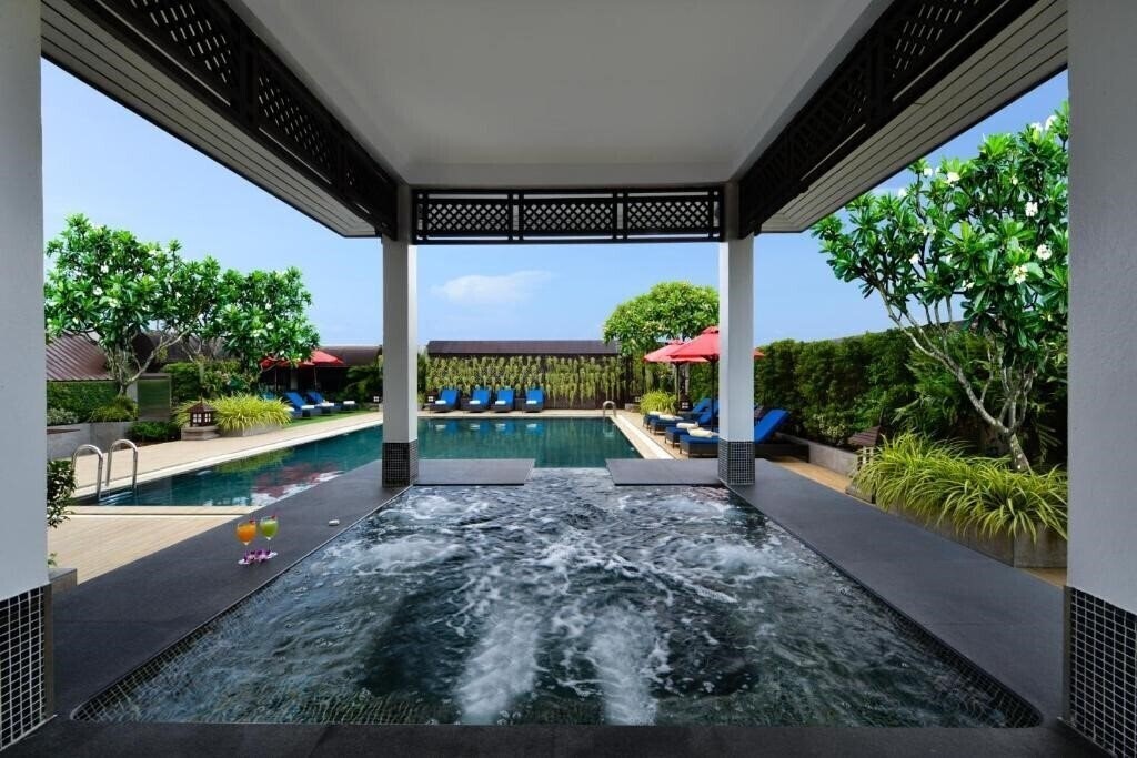Зображення Centre Point Plus Hotel Pratunam 4*