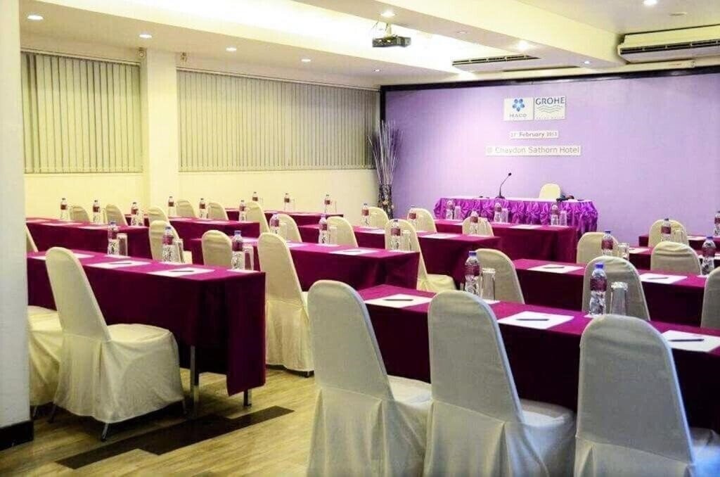 Територія Chaydon Sathorn 3*