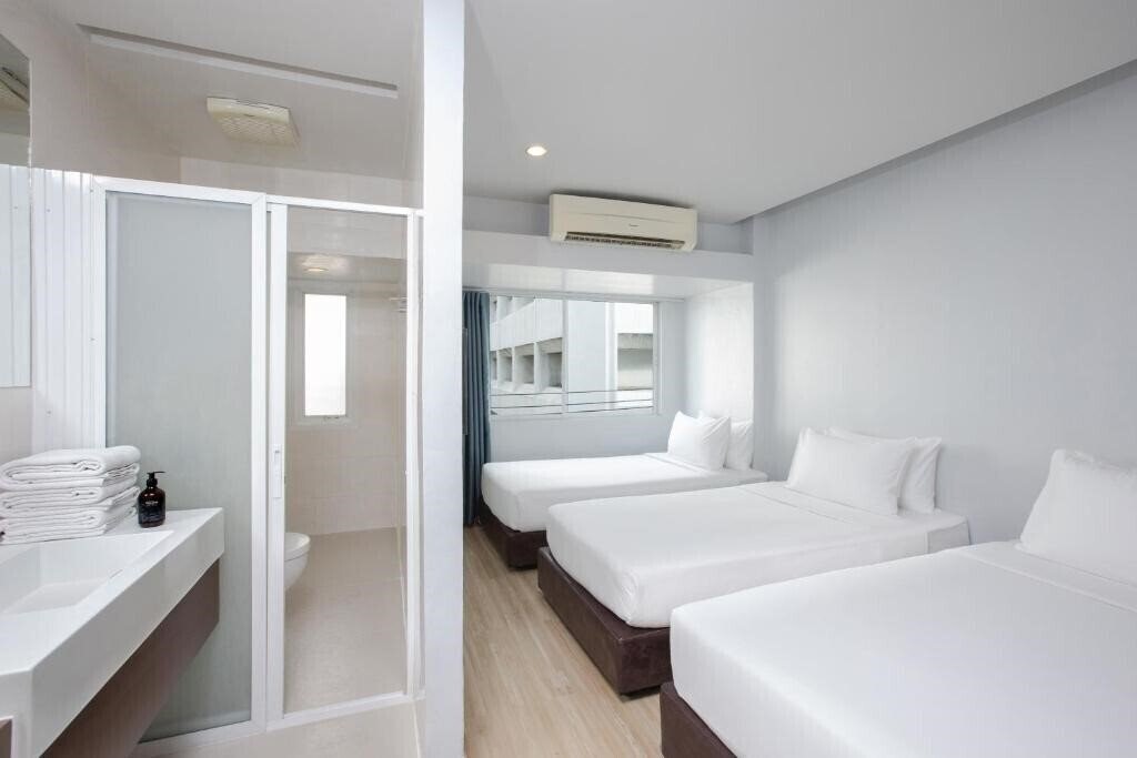 Территория Nantra Silom 3*