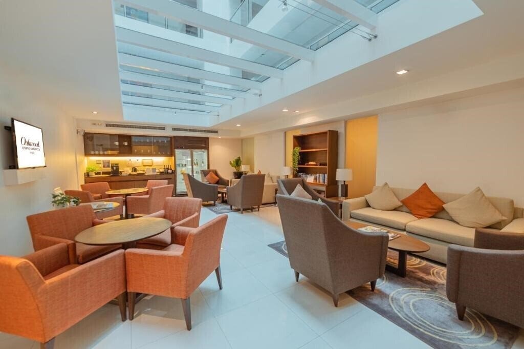 Фотография Oakwood Residence Sukhumvit 24 Bangkok 4*