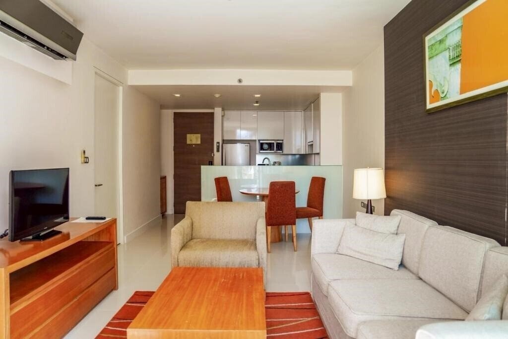 Панорама Oakwood Residence Sukhumvit 24 Bangkok 4*