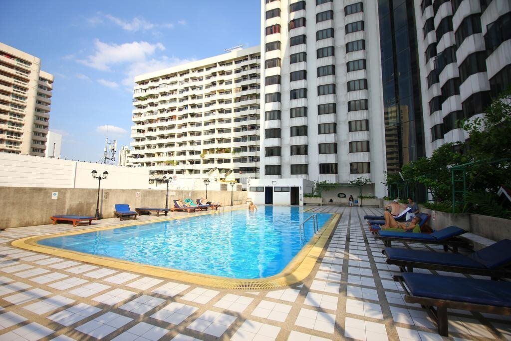 Фото Omni Tower Sukhumvit Nana 4*