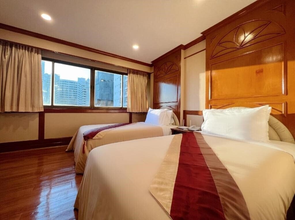 Панорама The Promenade Hotel 3*