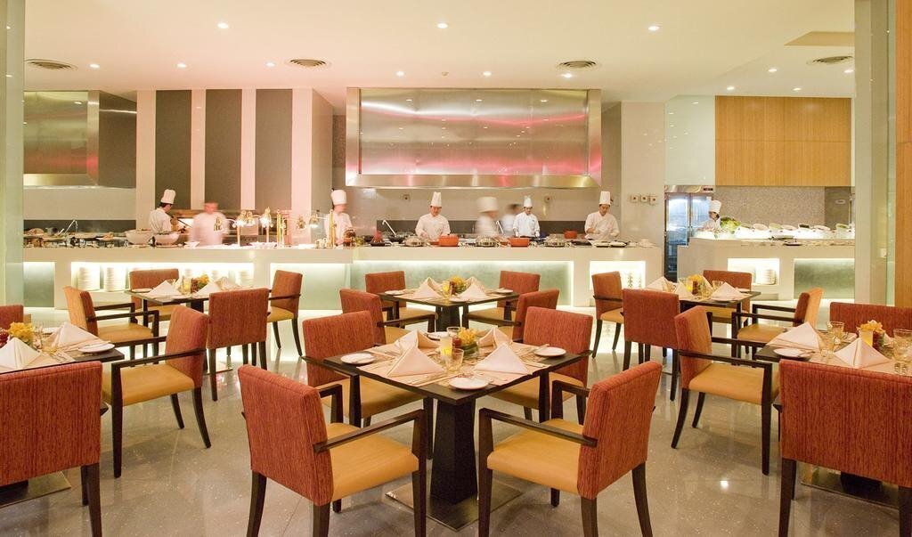 Панорама Centara Grand And Bcc At Central World 5*