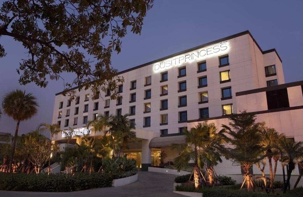 Территория Dusit Princess Srinakarin 4*