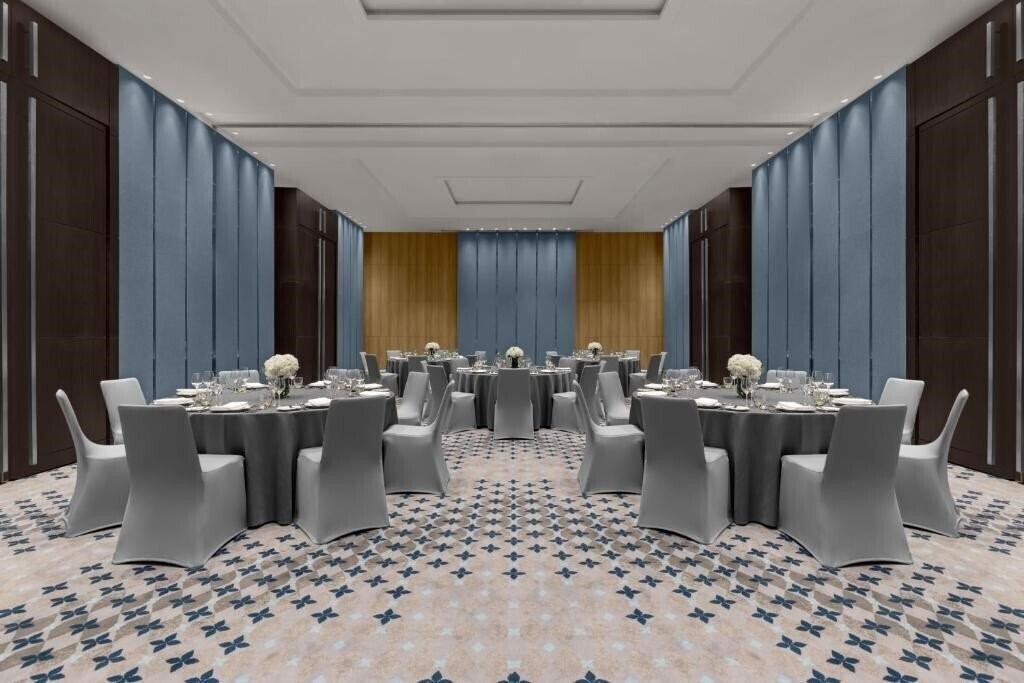 Апартаменти Courtyard Marriott 5*