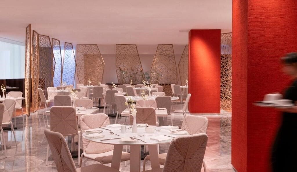Апартаменты Metropolitan 5*
