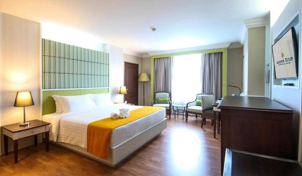 Територія Golden Tulip Sovereign 5*