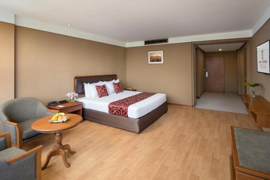 Апартаменти The Twin Towers 4*