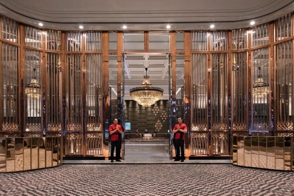 Вид Marriott Marquis Queen's Park 5*