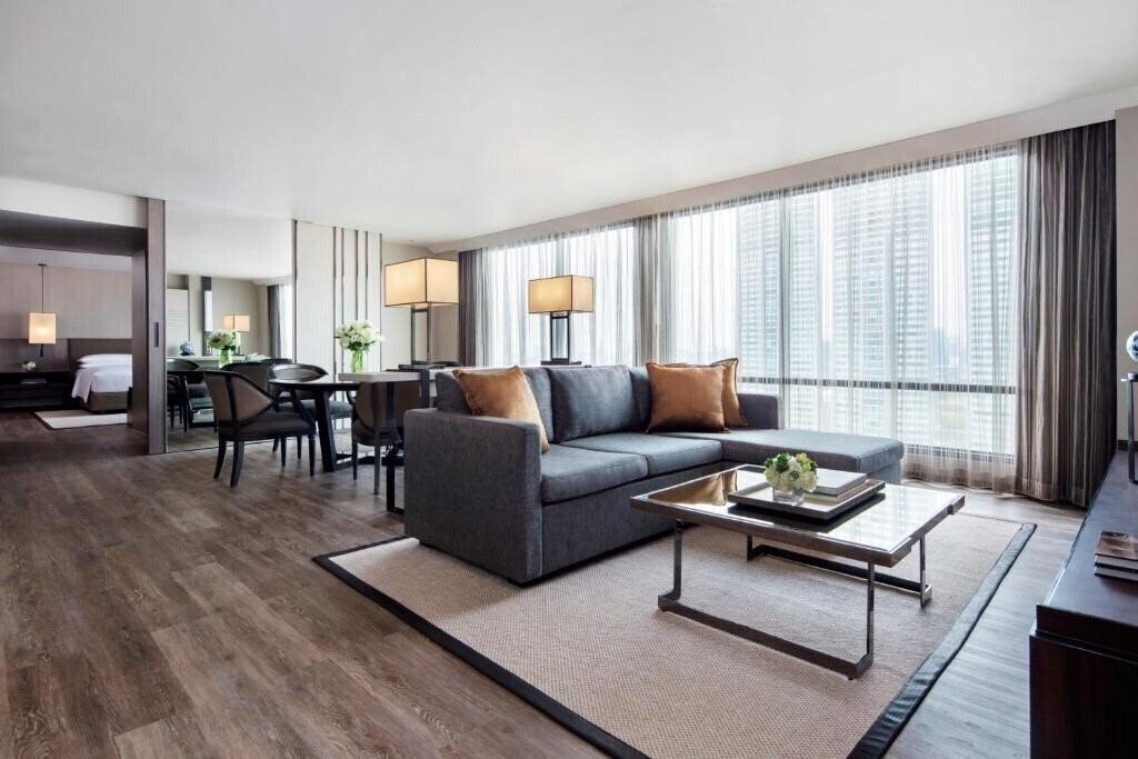 Территория Marriott Marquis Queen's Park 5*