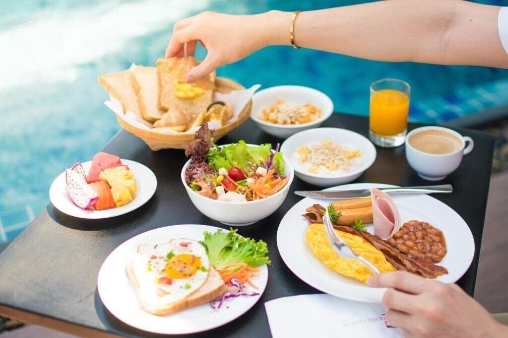 Фото Hotel Clover Asoke 4*