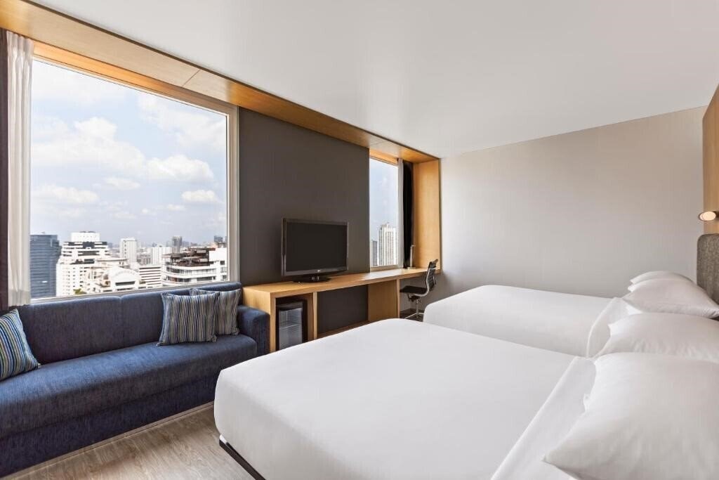 Вид Aloft Bangkok 4*