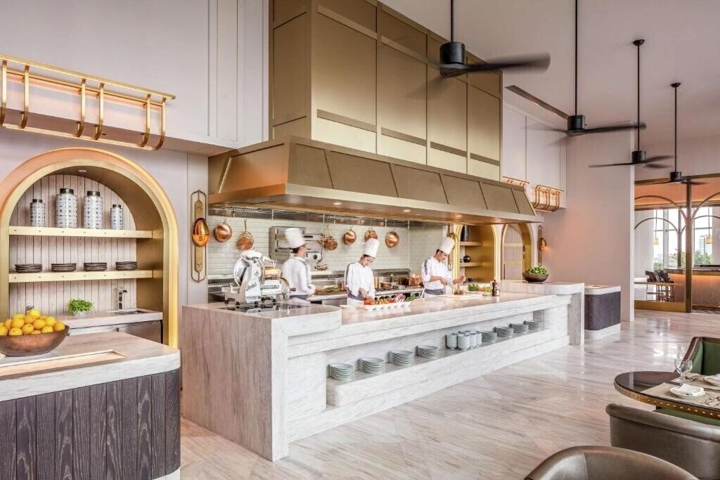 Апартаменты Waldorf Astoria Bangkok 5*