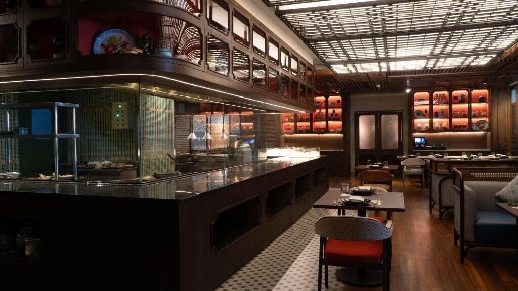 Территория Amari Watergate 5*