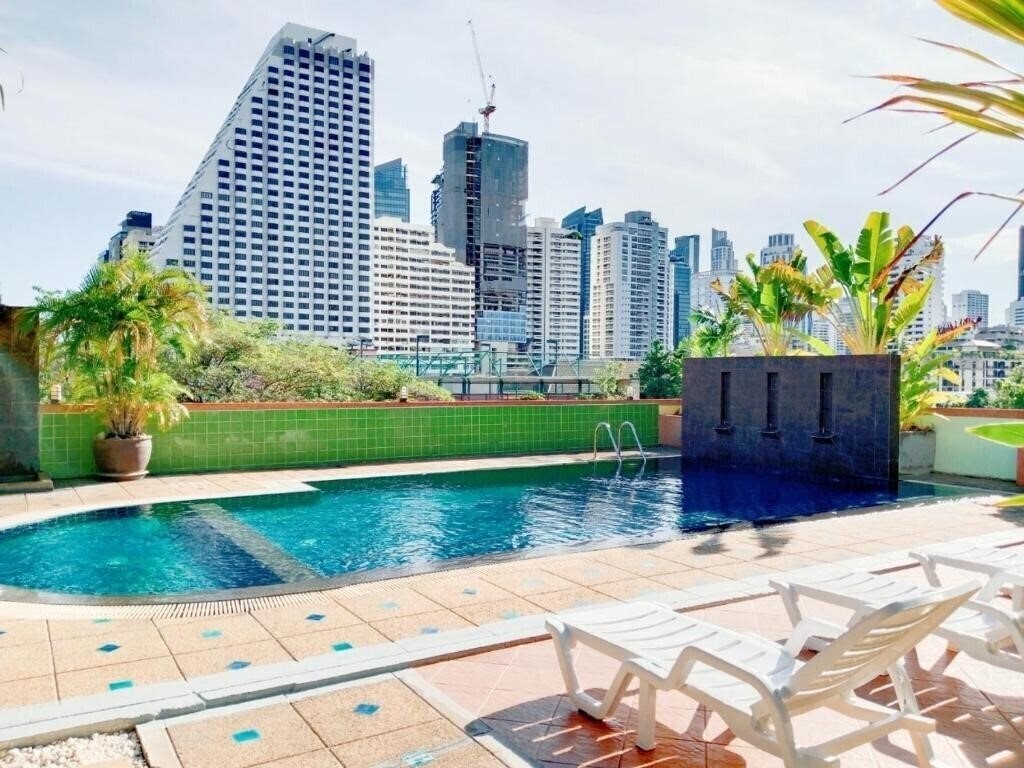 Готель Woraburi Sukhumvit Hotel & Resort 3*