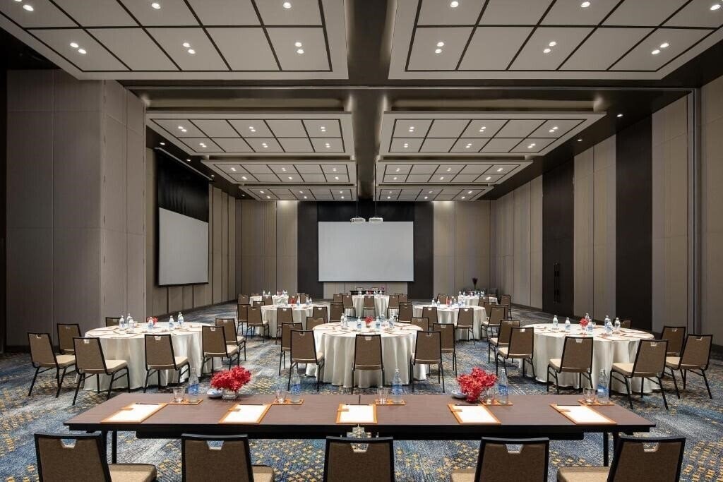 Вид Avani Sukhumvit Bangkok 5*