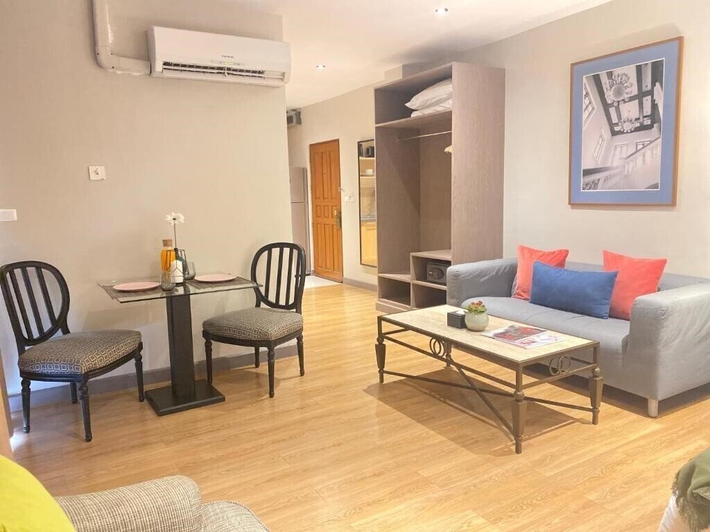 Апартаменти Asoke Residence Sukhumvit 4*