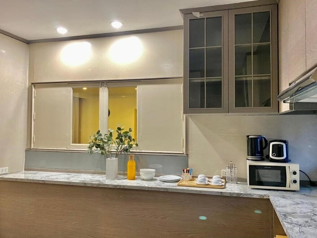 Панорама Asoke Residence Sukhumvit 4*