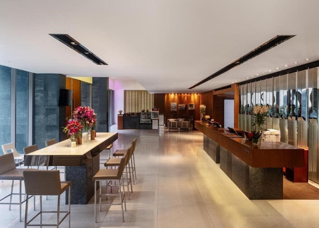 Апартаменти Amara Hotel Bangkok 4*