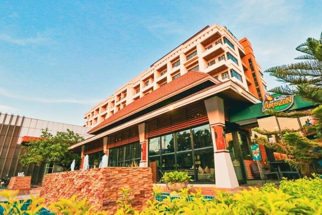 Фото Mida Hotel Don Mueang Airport 4*