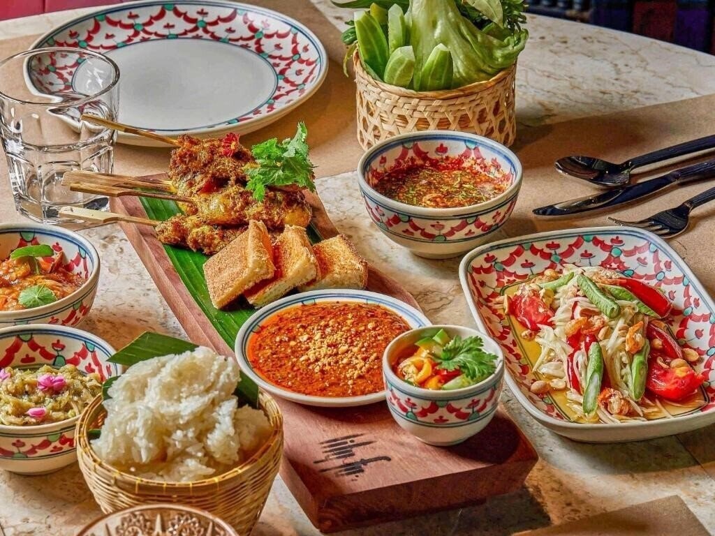 Вид Mercure Bangkok Sukhumvit 11 4*