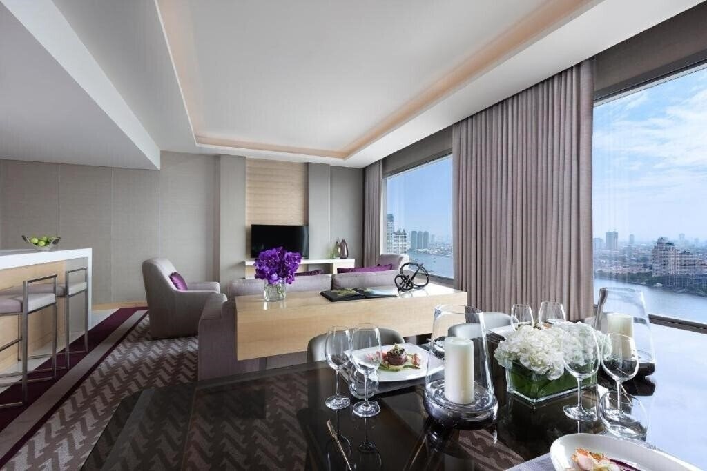 Панорама Avani Plus Riverside Bangkok Hotel отель без категории