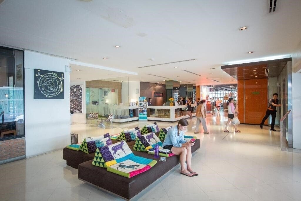 Территория Trinity Silom Hotel 3*