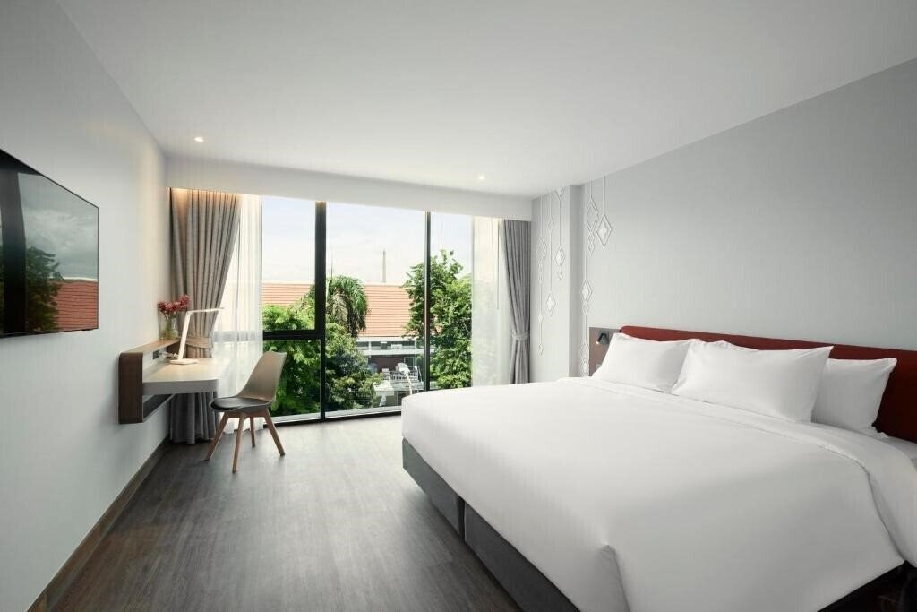 Отель Centara Life Hotel Bangkok Phra Nakhon 3*