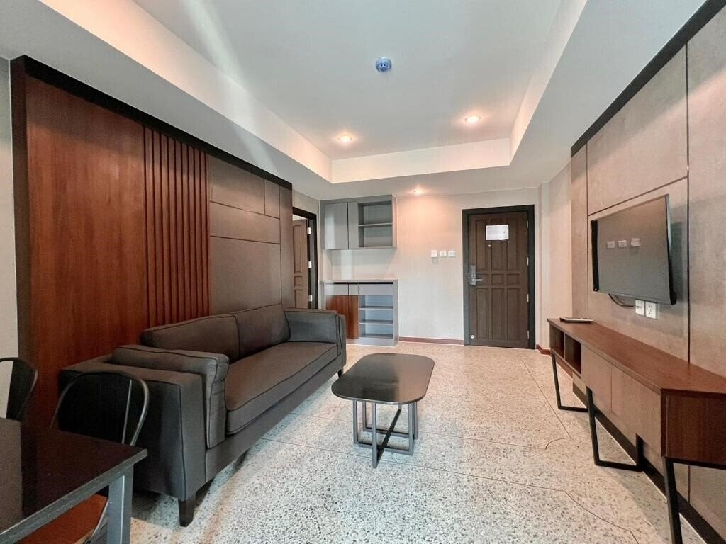 Апартаменты 12 The Residence Hotel & Apartment 3*