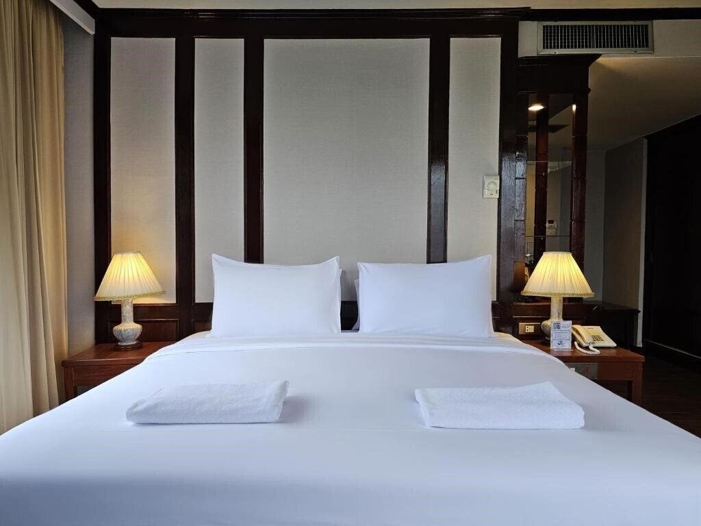 Панорама Alexander Hotel 3*