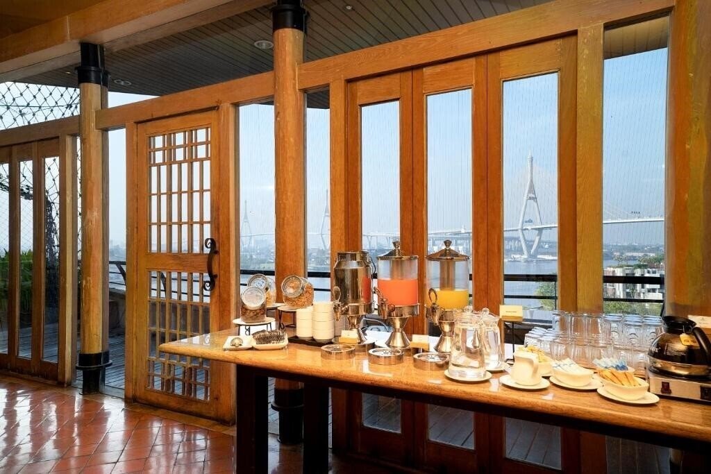 Апартаменты Riverfront Bangkok (ex. Riverfront Residence) 4*