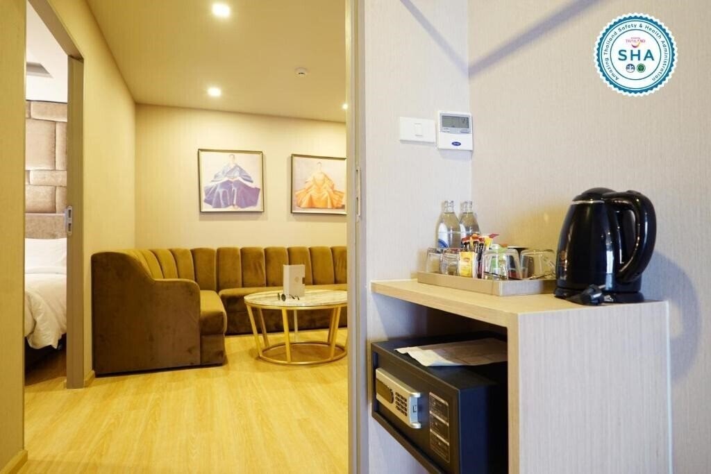 Вид De Prime@Rangnam Your Tailor Made Hotel 4*