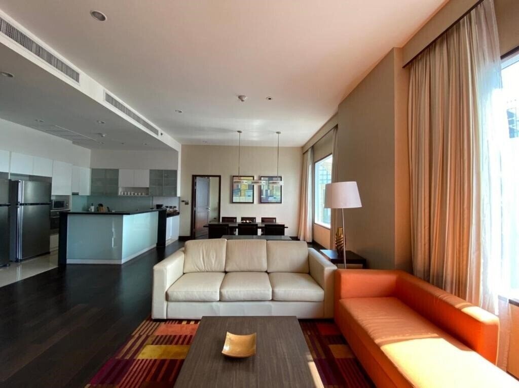 Территория Marriott Executive Apartments Sukhumvit Park 4*