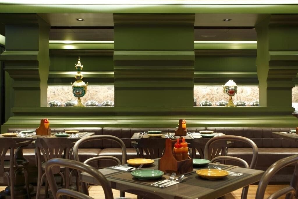 Панорама Chillax Heritage Hotel 4*