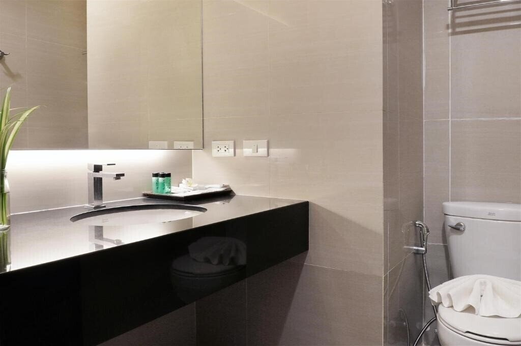 Апартаменты Mida Airport Hotel Bangkok 3*