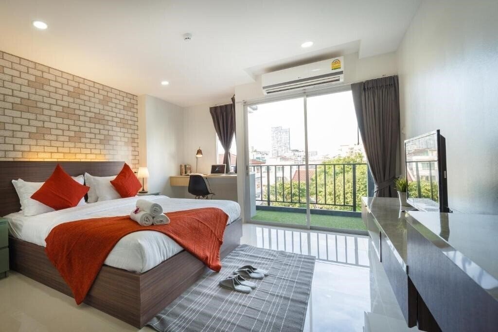 Панорама Q Space Residence 3*