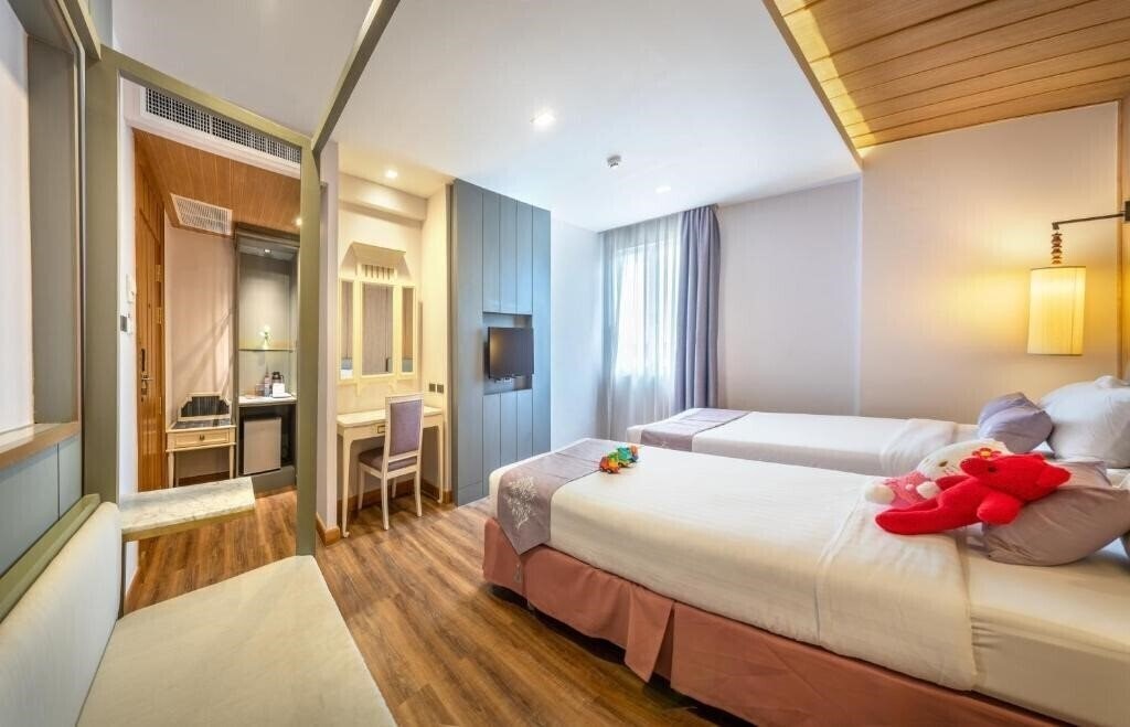 Апартаменти Royal Rattanakosin Hotel (Sha+) 2*
