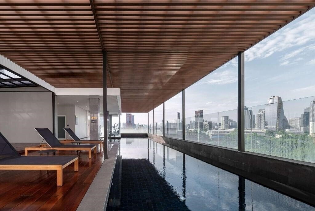 Панорама Wyndham Garden Bangkok Sukhumvit 42 4*