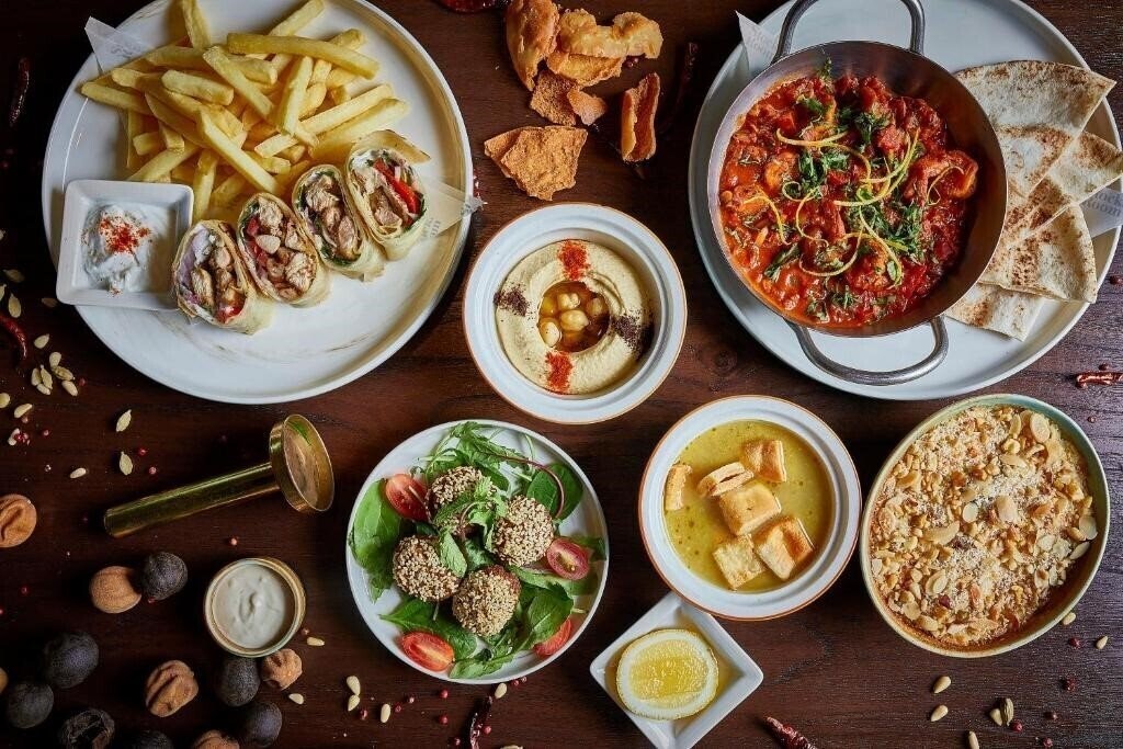 Апартаменти Kimpton Maa-Lai Bangkok 5*