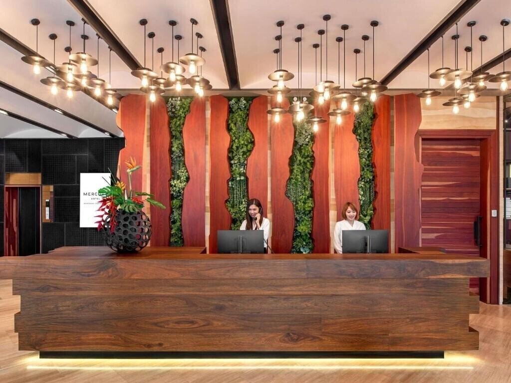 Територія Mercure Bangkok Surawong 4*